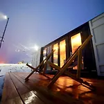 Bergheim Container Loft 롯지 쇼넥