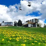 Bergheim Container Loft 롯지 쇼넥
