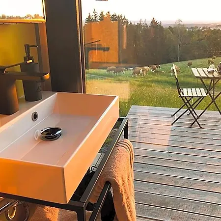 Lodge Bergheim Container Loft *