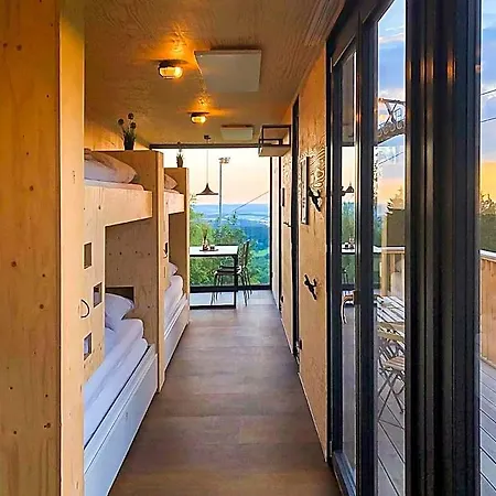 אכסניה Bergheim Container Loft