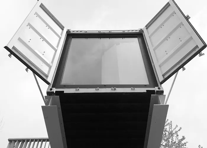 Bergheim Container Loft 쇼넥