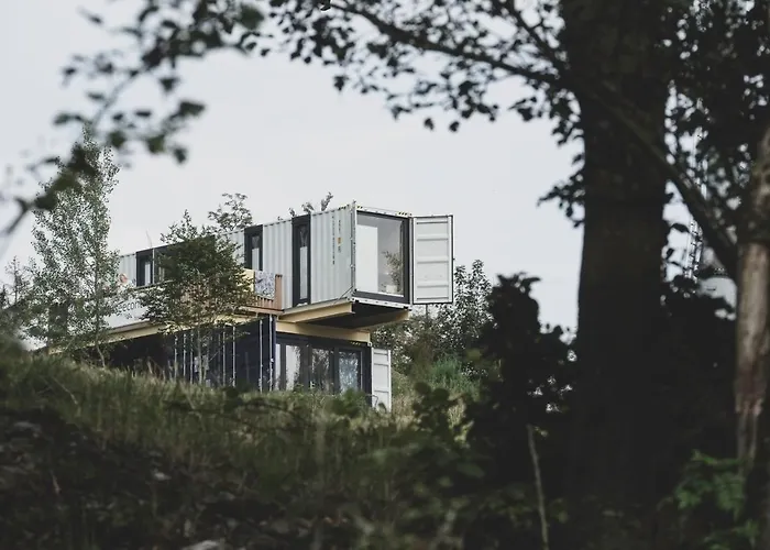 Bergheim Container Loft بيت خشبي *